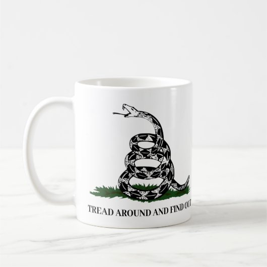Mug Drapeau de Gadsden tournez autour et découvrez (Gauche)