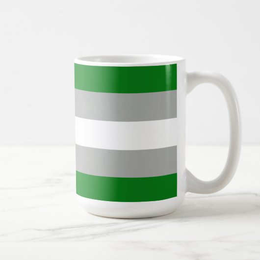 Mug Drapeau de la fierté grise romantique (Droite)