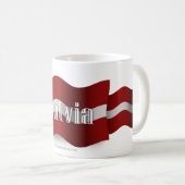 Mug Drapeau de ondulation de la Lettonie (Devant droit)