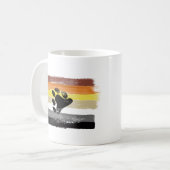 Mug Drapeau et symbole de la fierté de l'ours peint (Devant gauche)
