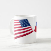 Mug Drapeaux des USA et du Venezuela (Devant gauche)