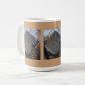 Mug Droits De L'Homme Détenus Par Thomas Paine Statue (Devant gauche)