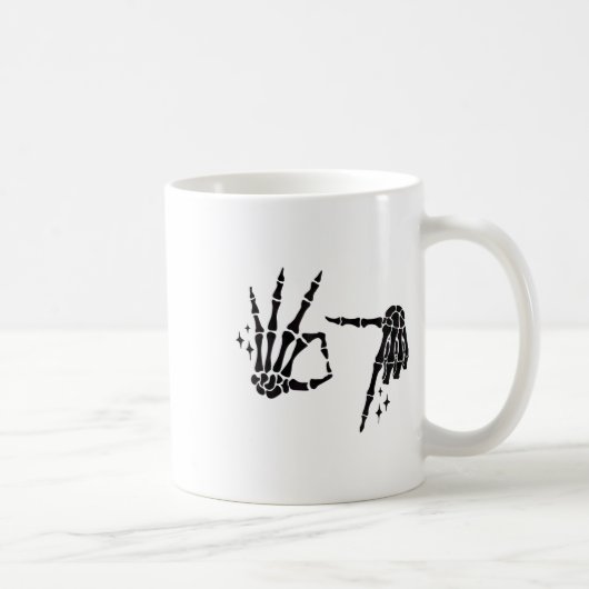 Mug Drôle 67 Mème Squelette Main 6 7 Halloween Six Sep (Droite)