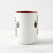 Mug Drôle de dur à cuire levant un haltère (Centre)