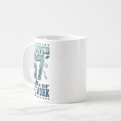 Mug Drôle Je Survivécu 67 Jours École Difficile Devoir (Devant gauche)