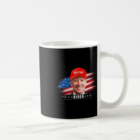 Mug Drôle Joe Biden portant le Casquette Trump (Droite)