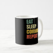 Mug Drôle Manger Sleep Cornhole Répétition (Devant droit)