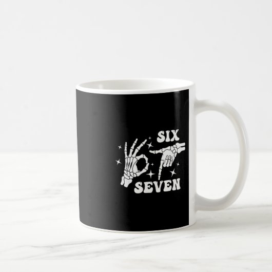 Mug Drôle Six Sept 67 Mème Gen Alpha Mains de squelett (Droite)