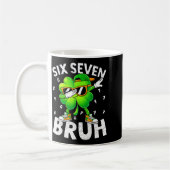 Mug Drôle six sept bruh st patricks day dabbing (Gauche)