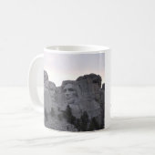 Mug du Mont Rushmore par Janz (Devant gauche)
