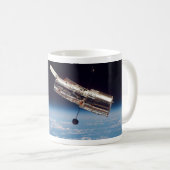 Mug du télescope spatial Hubble avec la devise ori (Devant droit)