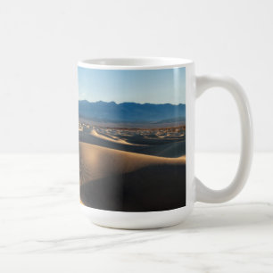 Mug Dunes de sable dans la vallée de la mort, CA