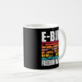 Mug E-Bike Freedom Machine (Devant droit)