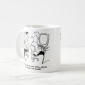 Mug E-mails de l'opérateur informatique demandant du s (Devant gauche)