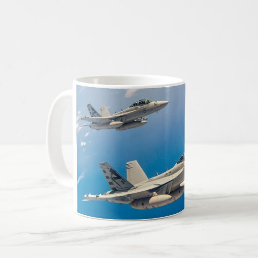 MUG EA-18G GROWLER (Devant gauche)