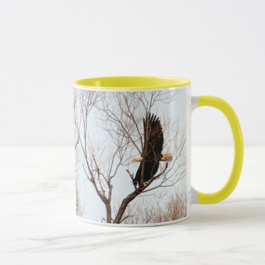 Mug Eagle chauve américain entourant le nid (Droite)
