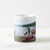 Mug Eagle Lake et feuilles d'érable rouges I (Centre)