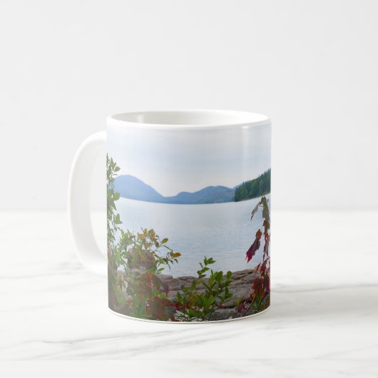 Mug Eagle Lake et Red Maple Feuilles (Devant gauche)