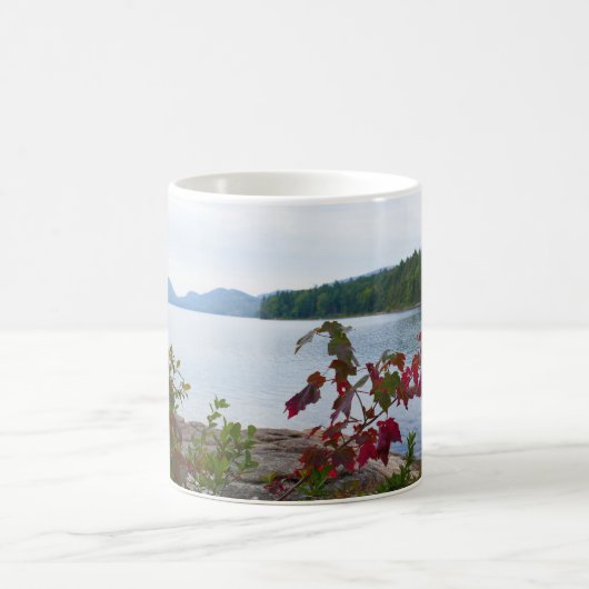 Mug Eagle Lake et Red Maple Feuilles (Centre)
