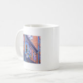 Mug Easton PA - Rue avec baie vitrée (Devant gauche)