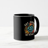 Mug Eat Drink And Be Scary Halloween Party Funny Trend (Devant droit)