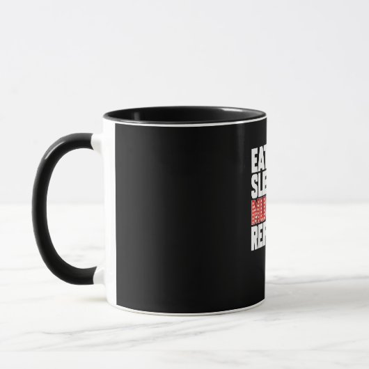Mug Eat Sleep Comédie musicale Répéter Actrice de Broa (Gauche)