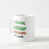 Mug eating healthy cheeseburger (Devant gauche)