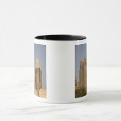 Mug EAU, Dubaï. Minaret de la mosquée d'Al Wasl, avec (Centre)