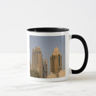 Mug EAU, Dubaï. Minaret de mosquée à Al Wasl, avec