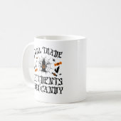 Mug Échangera des élèves contre des bonbons Halloween (Devant gauche)