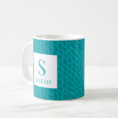 Mug Échelle de sarcelle vibrante Monogramme de sirène  (Devant gauche)