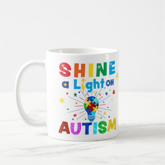 Mug ÉCLAIREZ une lumière sur AUTISM (Gauche)