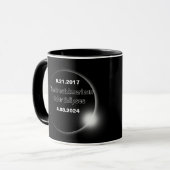 Mug Éclipse solaire double datée 2024 & 2017 (Devant gauche)