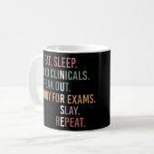 Mug École de soins infirmiers Futur Infirmière RN Cade (Devant gauche)