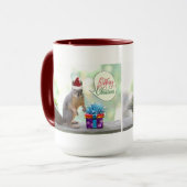 Mug Écureuil de Noël avec des cadeaux de Noël (Devant gauche)