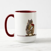 Mug Écureuil tenant le bouquet de rose rouge (Gauche)