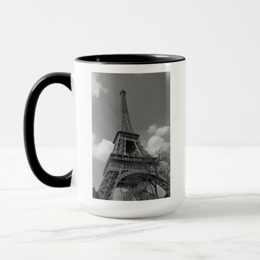 Mug Eiffel nuageux en noir et blanc, 2015 (Gauche)
