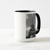 Mug Eiffel nuageux en noir et blanc, 2015 (Devant droit)