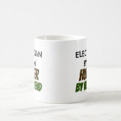 Mug Électricien par chasseur de jour par week-end (Centre)
