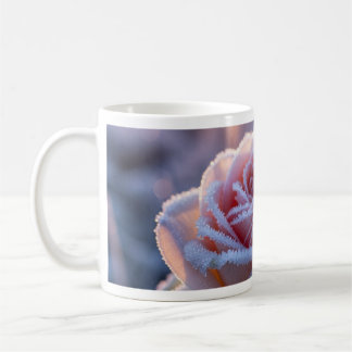 Mug Elégance décongelée : le Rose d'hiver