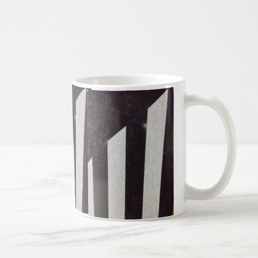Mug Élégance exclusive à deux tons : Le design légenda (Droite)