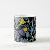 Mug Élégance Florale : Fond Abstrait Vintage (Centre)