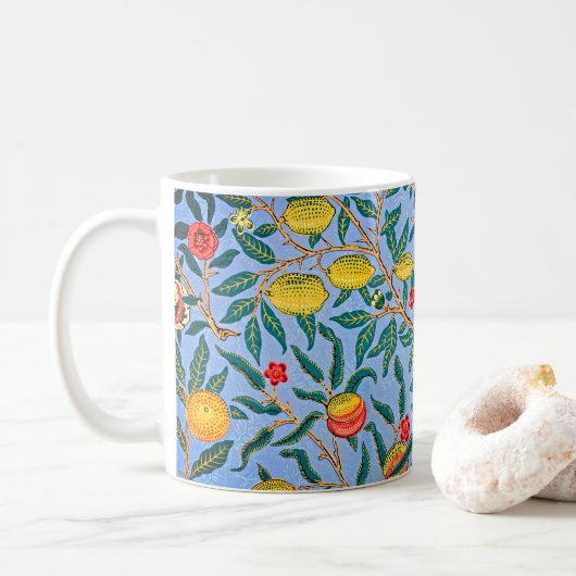 Mug Élégance intemporelle : Les quatre fruits de Willi (Avec donut)