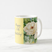 Mug Elégant 75e anniversaire Jaune Floral Magnolia Nom (Devant droit)