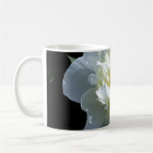 Mug Elégant blanc pivoines blanc photo florale blanche (Gauche)