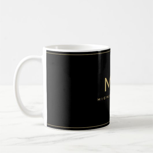 Mug Elegant Custom Gold Name Monogram Black (Gauche)