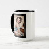 Mug Élégant Épinglette Beauté de fille en bleu satiné  (Devant gauche)