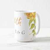 Mug Élégant Jaune 50e Monogramme Mariage Anniversaire (Devant droit)