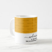 Mug Elégant Jaune BIENVENUE À NOTRE MAISON Invité (Devant gauche)