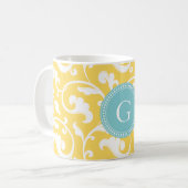 Mug Élégant modèle floral jaune giratoire monogramme (Devant gauche)